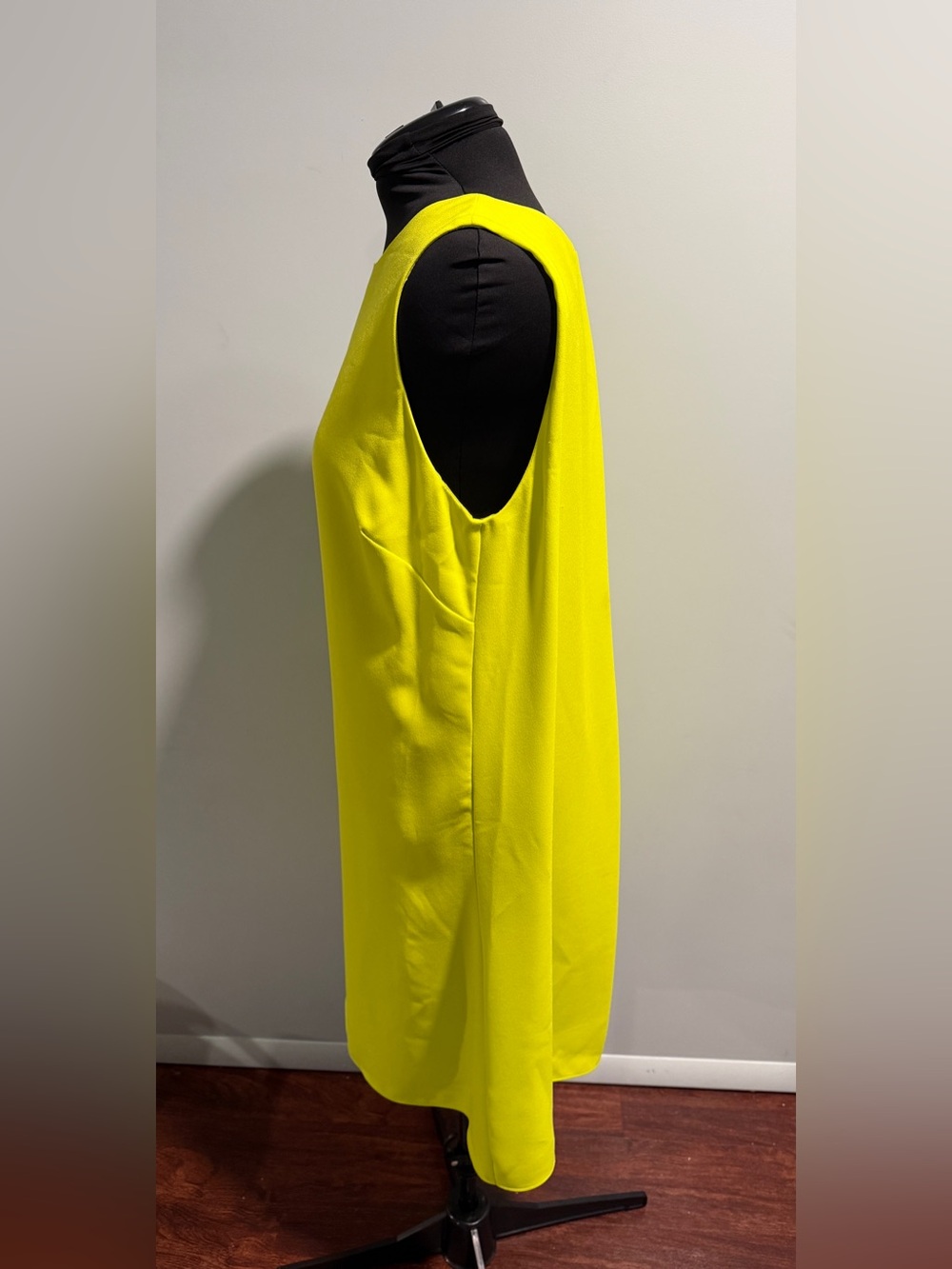 Ralph Lauren Lime Sheath Dress - Picture 2 of 4